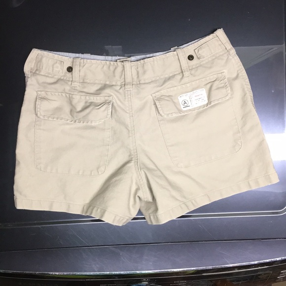 American Eagle size 4 shorts - Picture 2 of 4